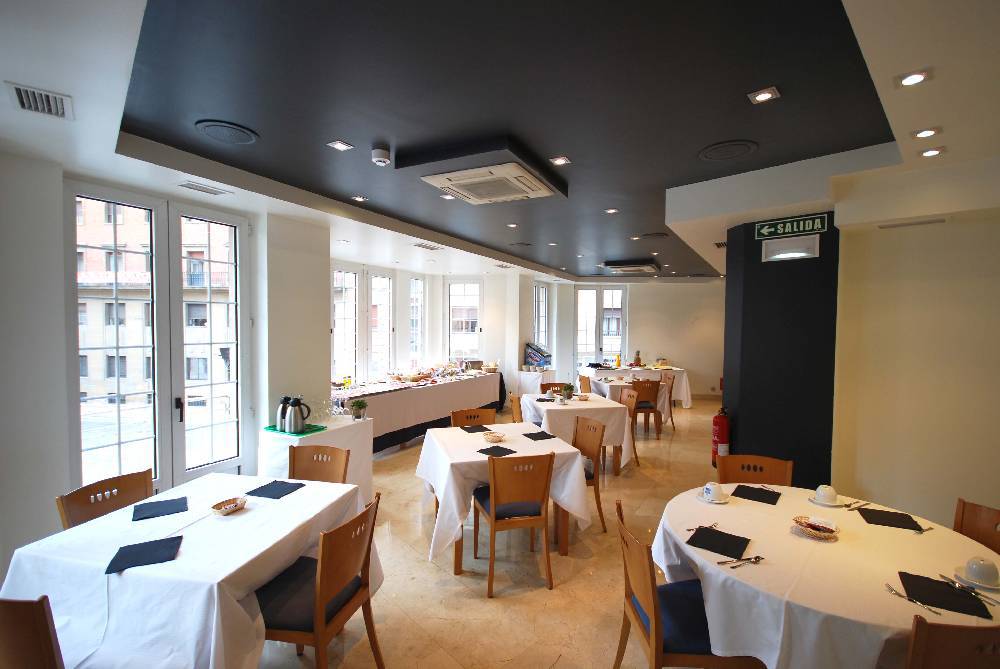 Hotel Avenida Pamplona Restaurang bild