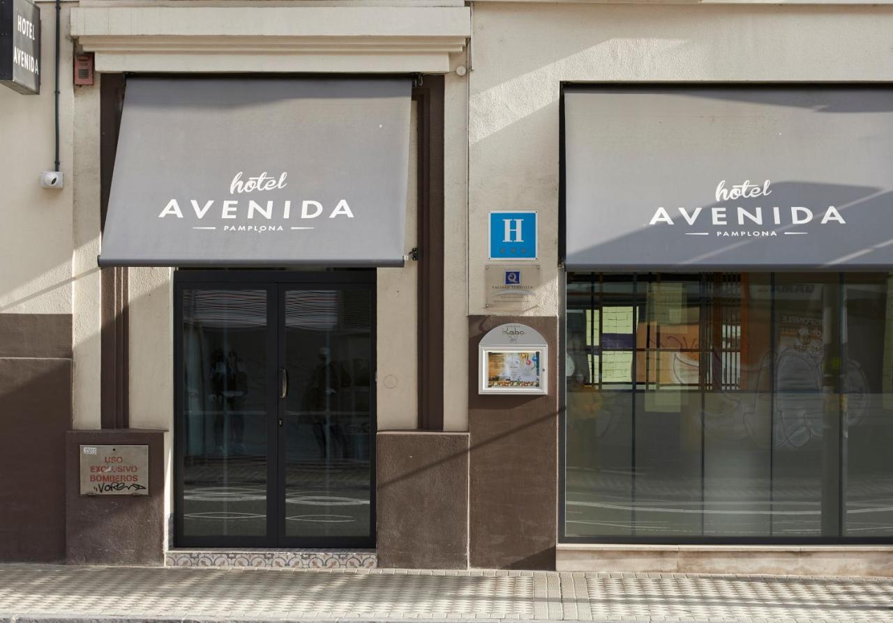 Hotel Avenida Pamplona Exteriör bild