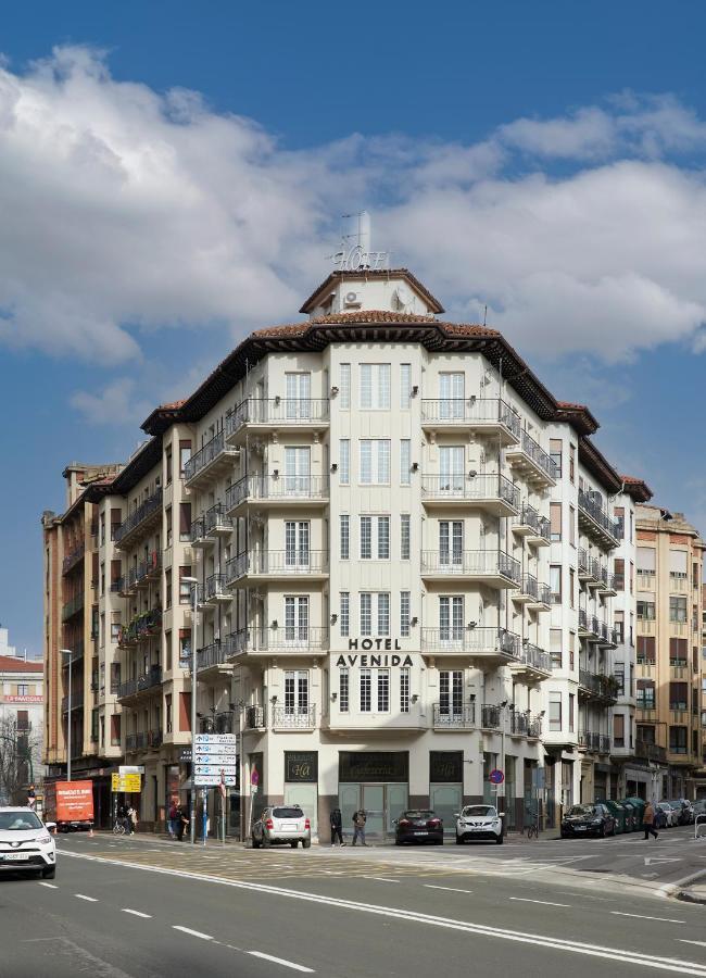 Hotel Avenida Pamplona Exteriör bild