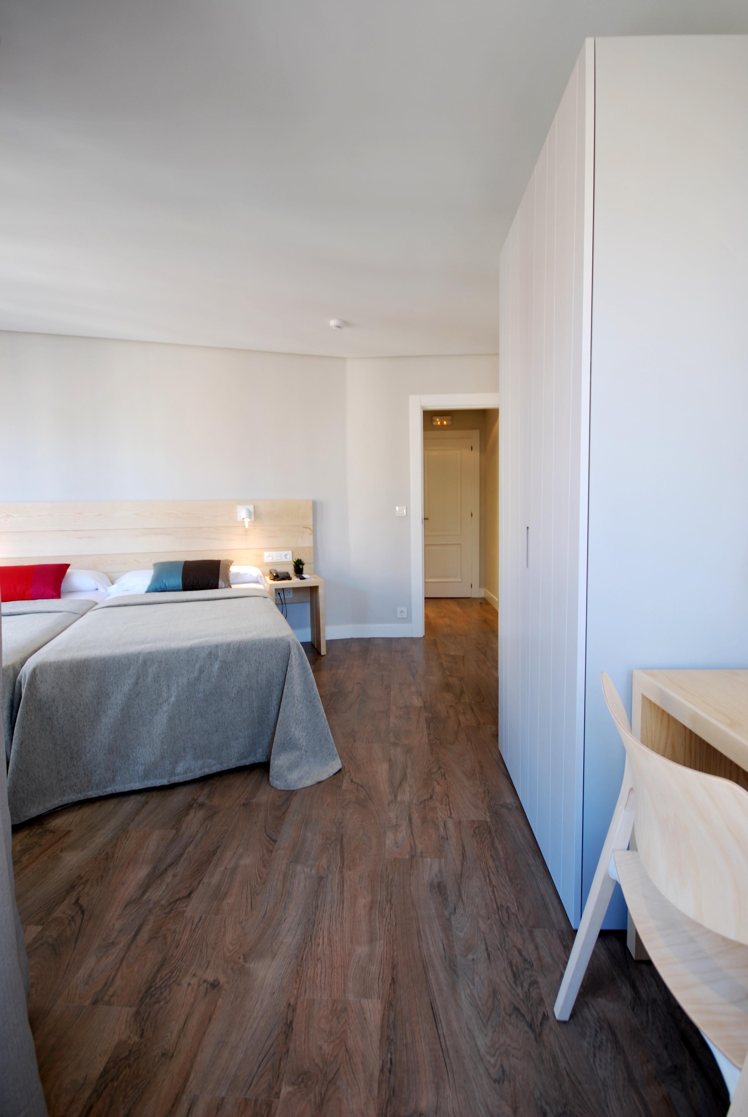 Hotel Avenida Pamplona Rum bild