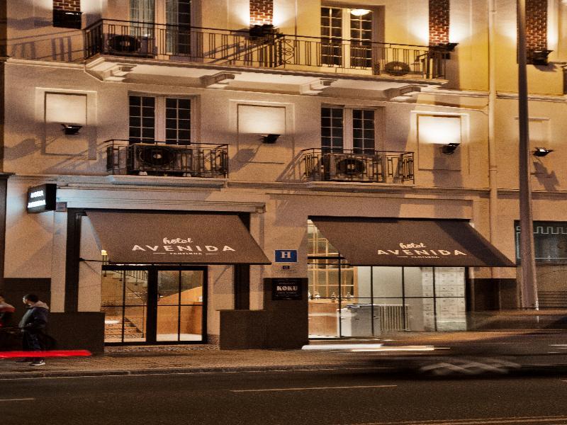 Hotel Avenida Pamplona Exteriör bild